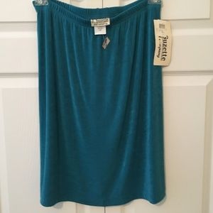 J. Suzette & Company Slinky Skirt:   NWT